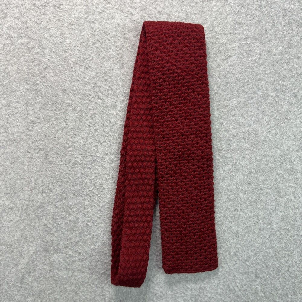 Cable Car Clothiers Robert Kirk Knit NeckTie Red 100% Wool Square 54" USA Made